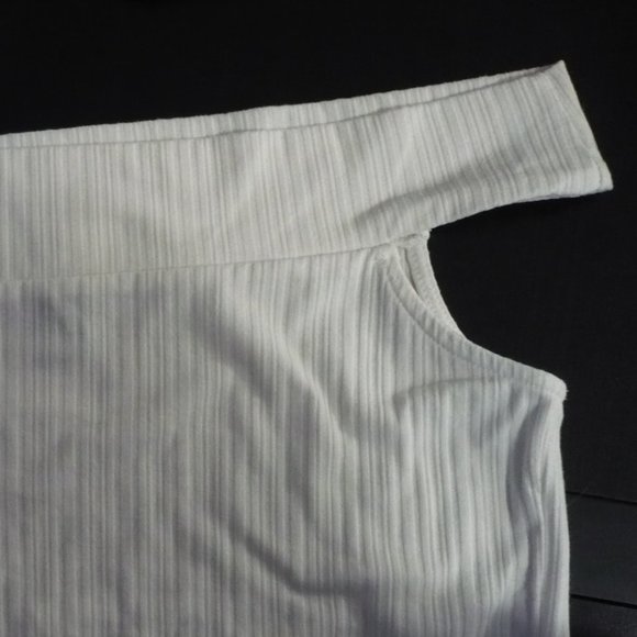 Rayon Blend Gentle Fawn Off Shoulder White Tank Top - Picture 6 of 8